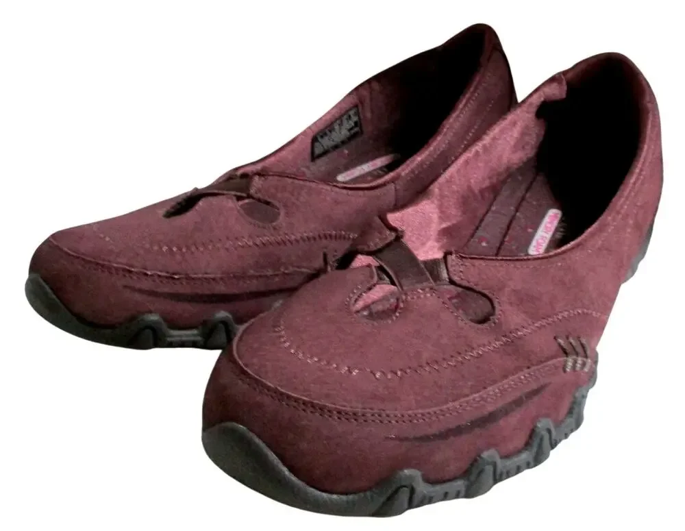 Sketchers Women's Purple Relaxed Fit Slip On Shoes Size 8M